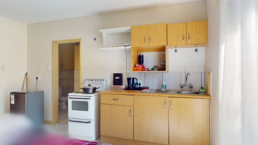 0 Bedroom Property for Sale in Kannoniers Park North West